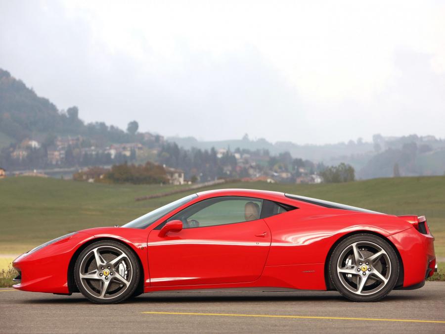  Ferrari 458 Italia 2009 года  (фото 130 из 162)